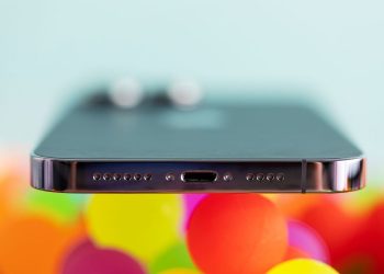 Apple Allegedly to Impose Restrictions on iPhone 15's USB-C Port Similar to Lightning Port_